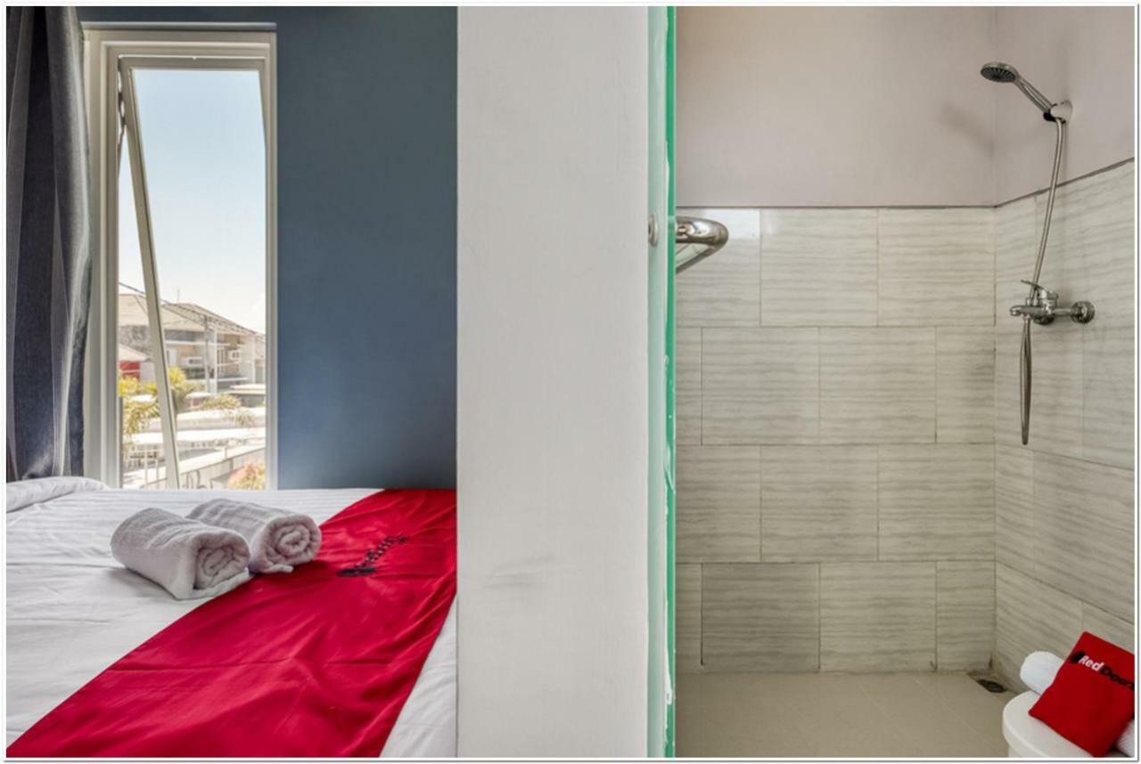 Reddoorz @ Bypass Juanda Airport Hotell Sidoarjo Exteriör bild